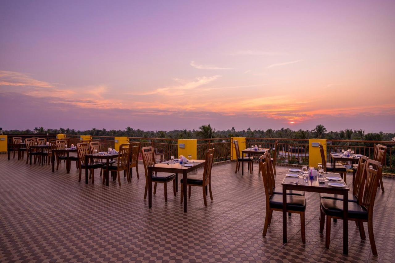 Sairaj Beach Resort カラングート エクステリア 写真